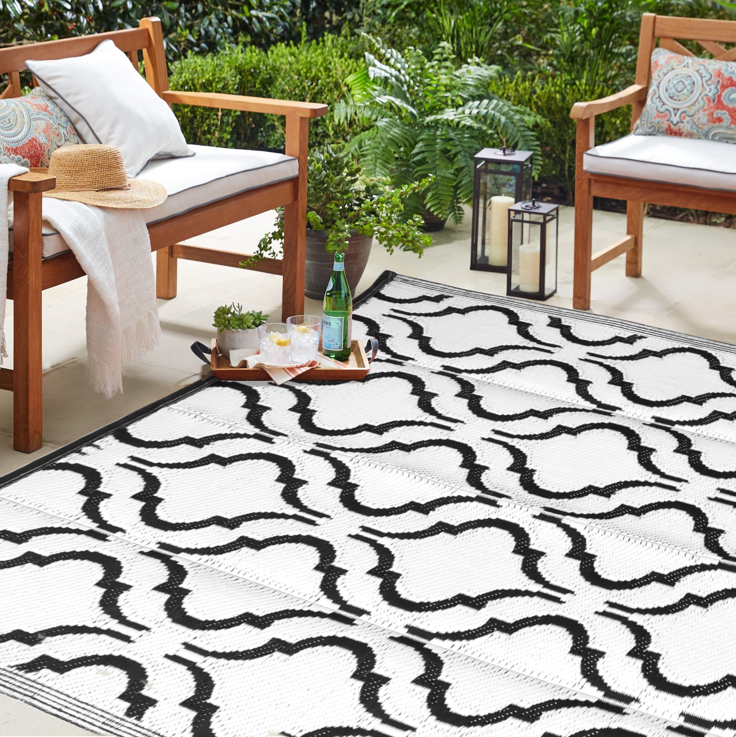 Outdoor Rugs Mrc